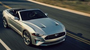 2019-Ford-Mustang-Silver-Convertible