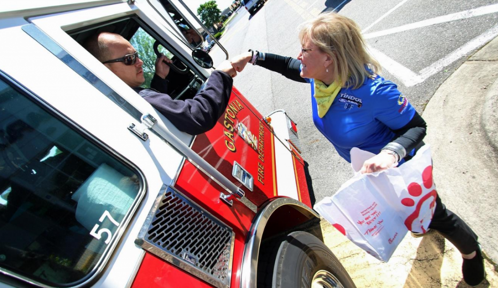 Tindol Drive by Feeding First Responders