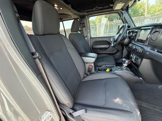 2021 Jeep Gladiator Willys