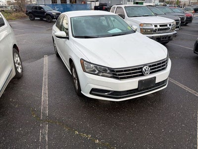 2016 Volkswagen Passat Base
