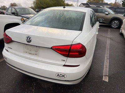 2016 Volkswagen Passat Base