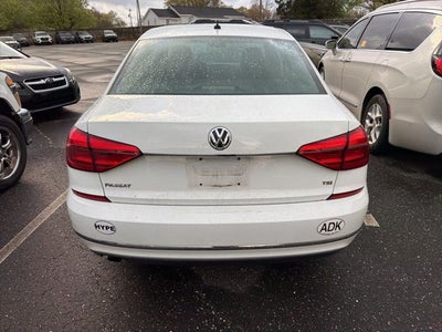 2016 Volkswagen Passat Base
