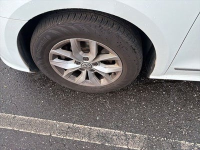 2016 Volkswagen Passat Base