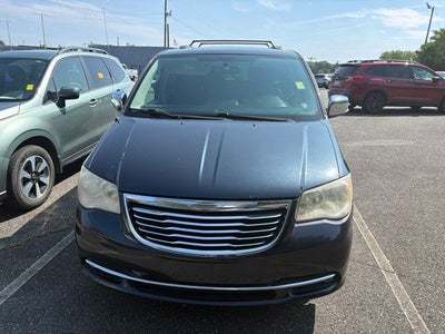 2014 Chrysler Town & Country Touring-L