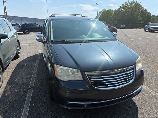 2014 Chrysler Town & Country Touring-L