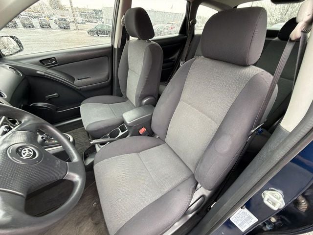 2004 Toyota Matrix Standard