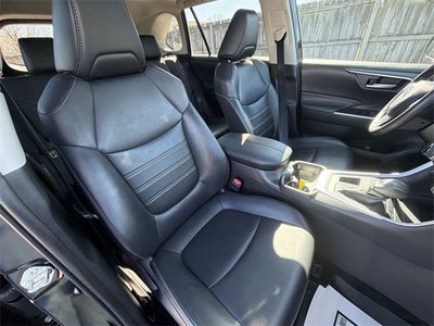 2020 Toyota RAV4 XLE Premium