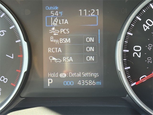 2022 Toyota RAV4 XLE