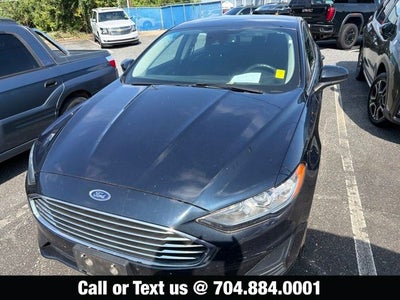2020 Ford Fusion SE
