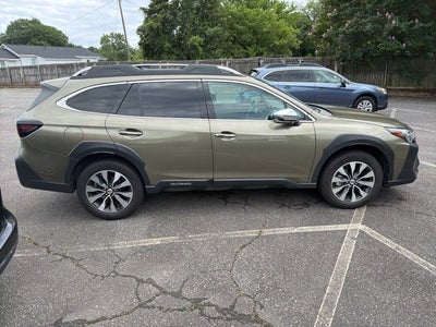 2023 Subaru Outback Touring XT