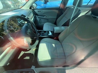 2016 Toyota Camry SE