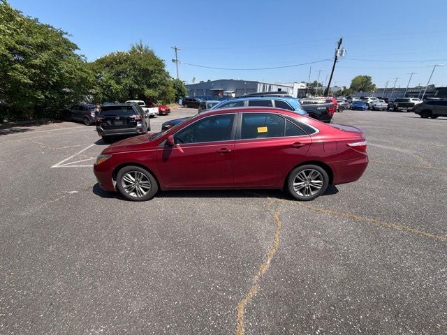 2016 Toyota Camry SE