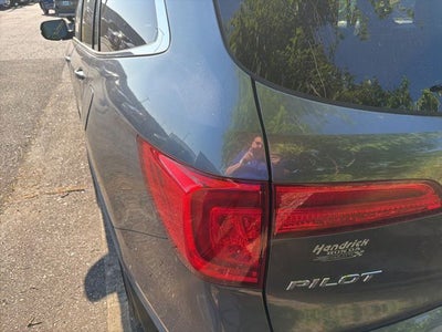 2016 Honda Pilot EX-L w/Rear Entertainment System