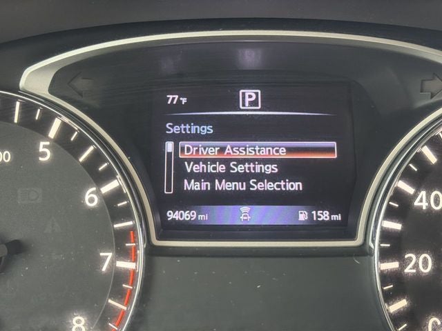 2018 Nissan Pathfinder SV