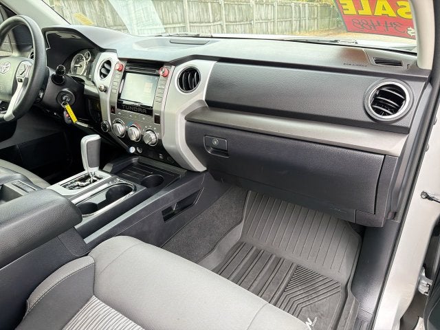 2017 Toyota Tundra SR5