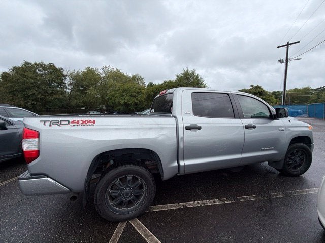 2017 Toyota Tundra SR5