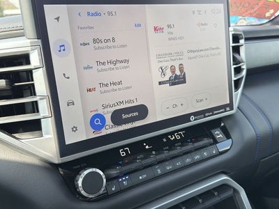 2023 Toyota Tundra Hybrid Platinum