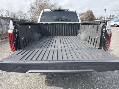 2023 Toyota Tundra Hybrid Platinum