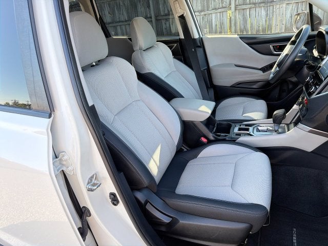 2022 Subaru Forester Base