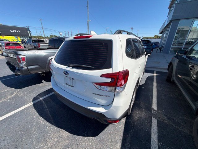 2022 Subaru Forester Base
