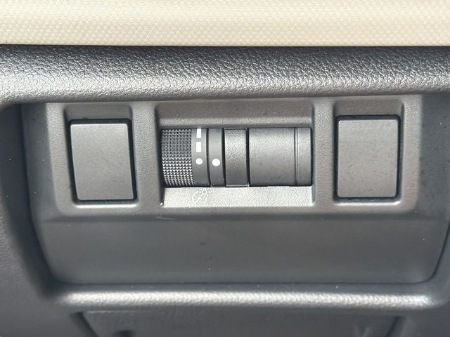 2025 Subaru Forester Base