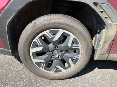 2025 Subaru Forester Base