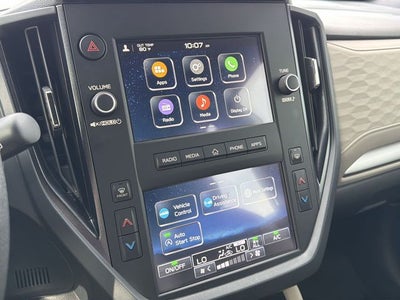 2025 Subaru Forester Base