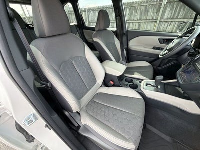 2025 Subaru Forester Base