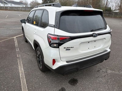 2025 Subaru Forester Base