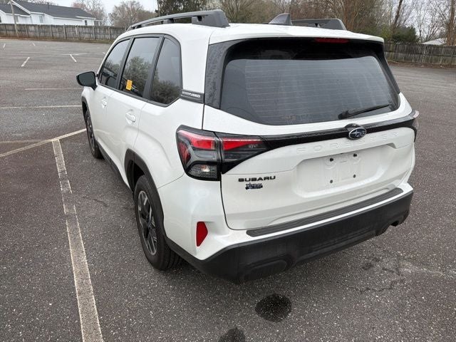 2025 Subaru Forester Base