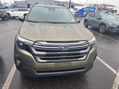 2025 Subaru Forester Premium