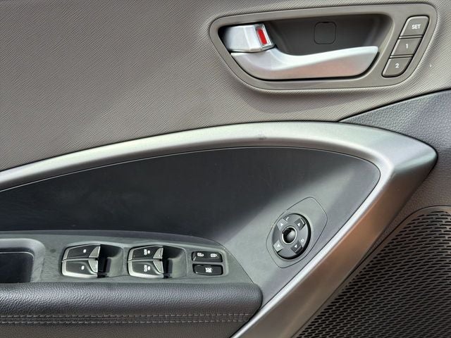 2017 Hyundai Santa Fe SE Ultimate