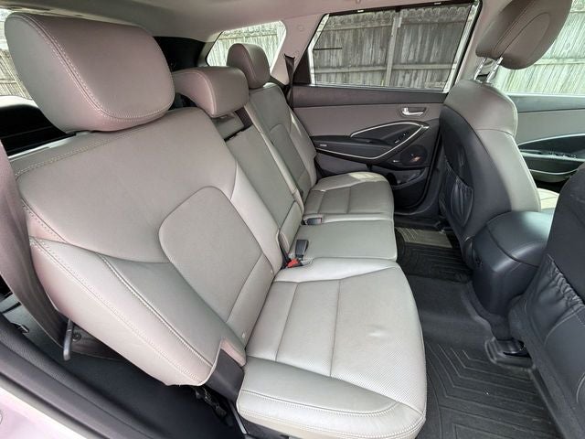 2017 Hyundai Santa Fe SE Ultimate