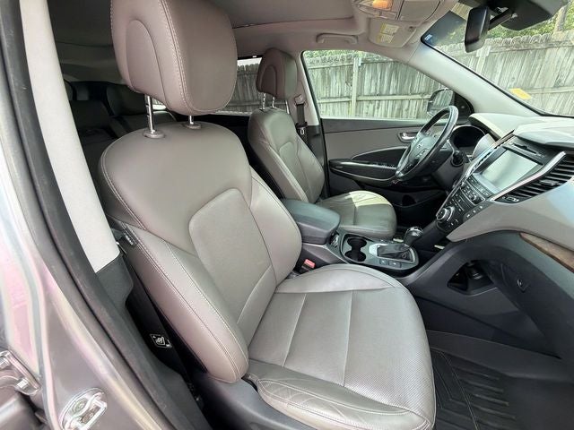 2017 Hyundai Santa Fe SE Ultimate