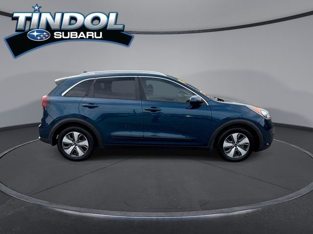 2017 Kia Niro LX