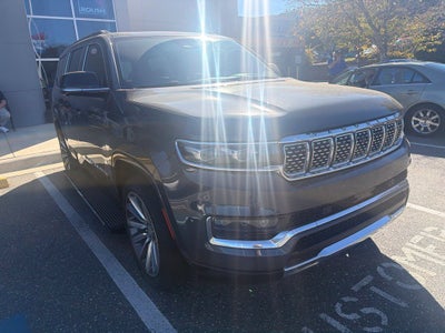 2023 Jeep Grand Wagoneer Base
