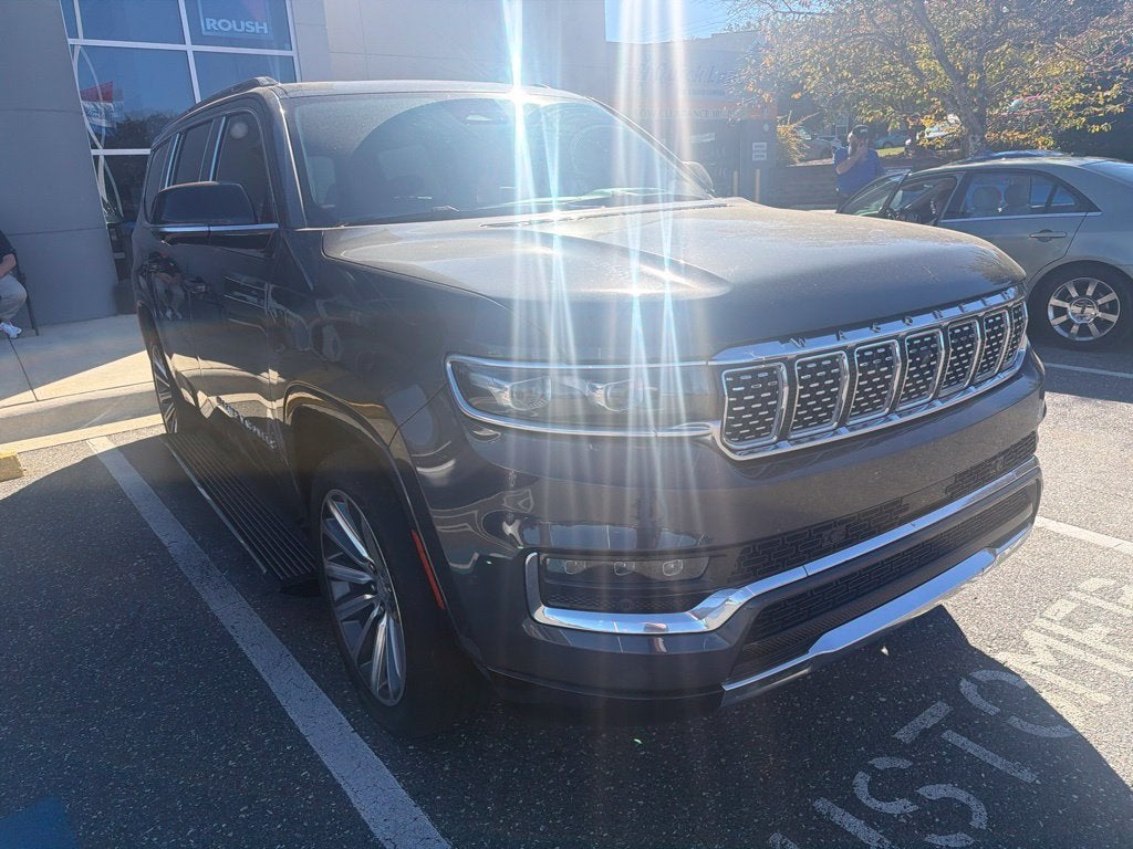 2023 Jeep Grand Wagoneer Base