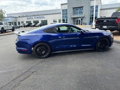 2016 Ford Mustang V6