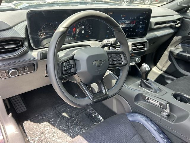 2025 Ford Mustang Dark Horse