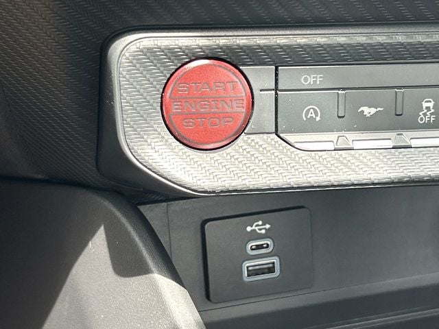 2025 Ford Mustang EcoBoost