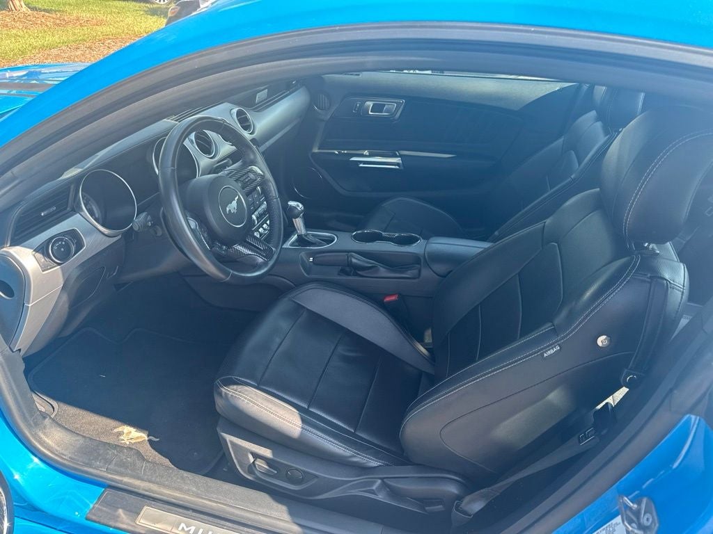 2022 Ford Mustang EcoBoost Premium