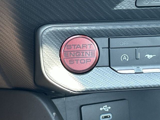 2025 Ford Mustang EcoBoost