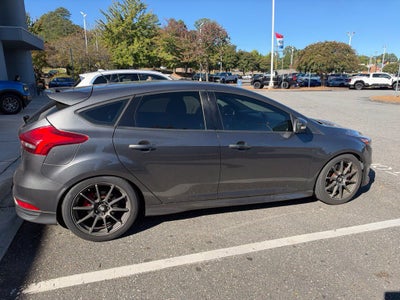2017 Ford Focus ST
