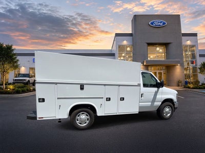 2026 Ford E-350SD Base Cutaway
