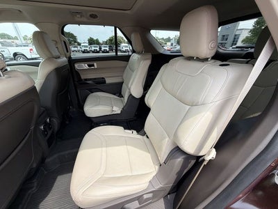 2020 Ford Explorer Platinum