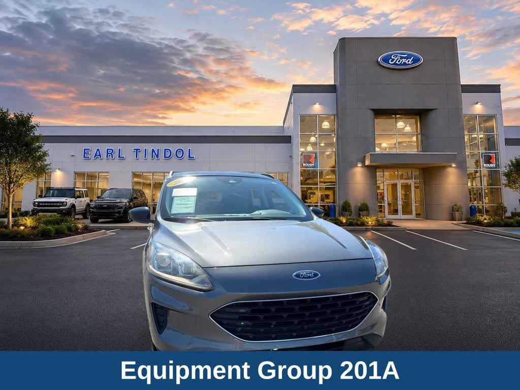 2022 Ford Escape Hybrid SE