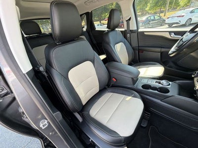 2021 Ford Escape Hybrid Titanium