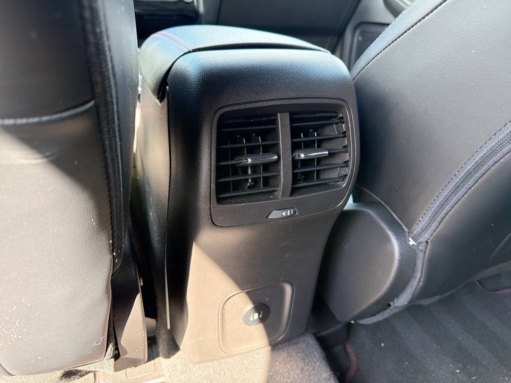 2023 Ford Escape ST-Line Elite