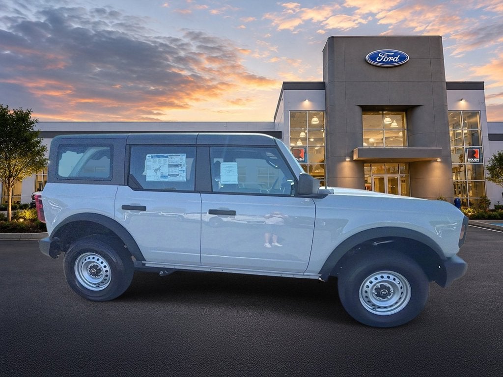 2026 Ford Bronco Base