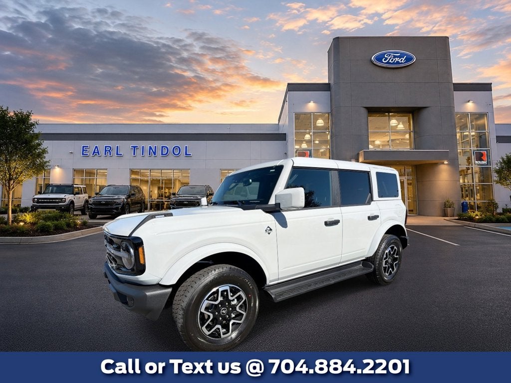 2026 Ford Bronco Outer Banks